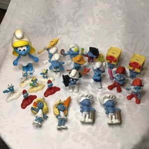 COLLECTION OF SMURFS